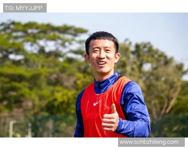 足球明星姜至鹏的职业生涯与场外风采全解析