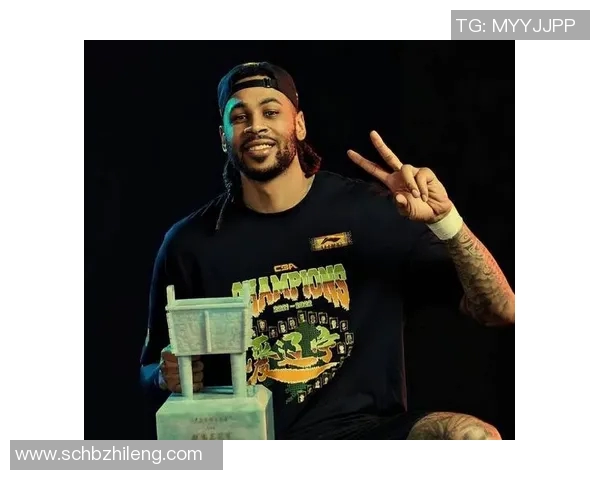 黑人脏辫足球明星的传奇之路与场上风采的完美结合